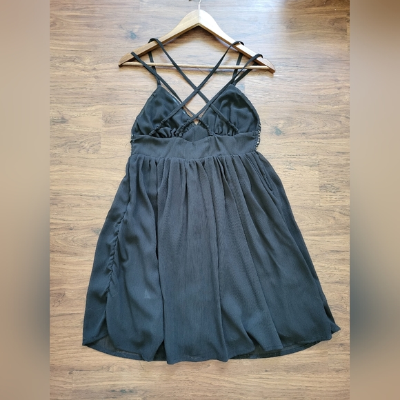 HKR Collection Short Black Beaded Dress, Size M - Picture 7 of 9